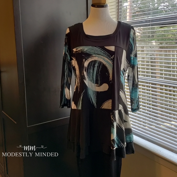 Style & Co. Tops - Color Block Style Blouse with Sheer Sleeves and a Tiered Ruffled Hem, Size Large